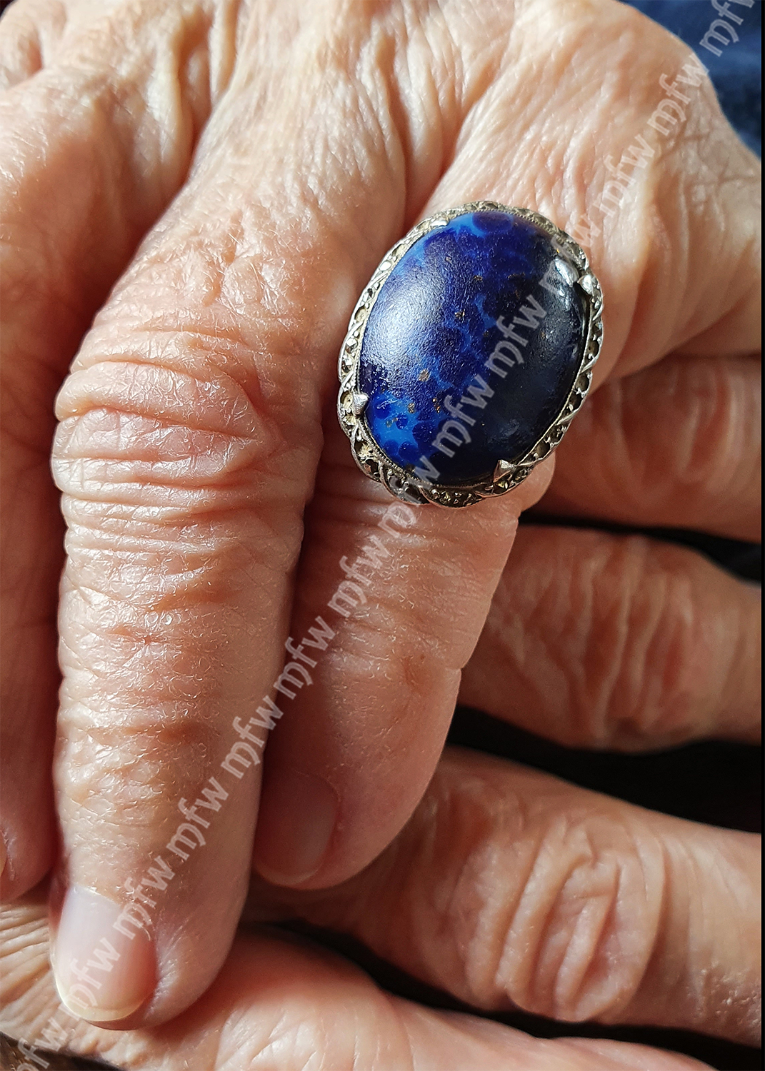 Hände mit Ring